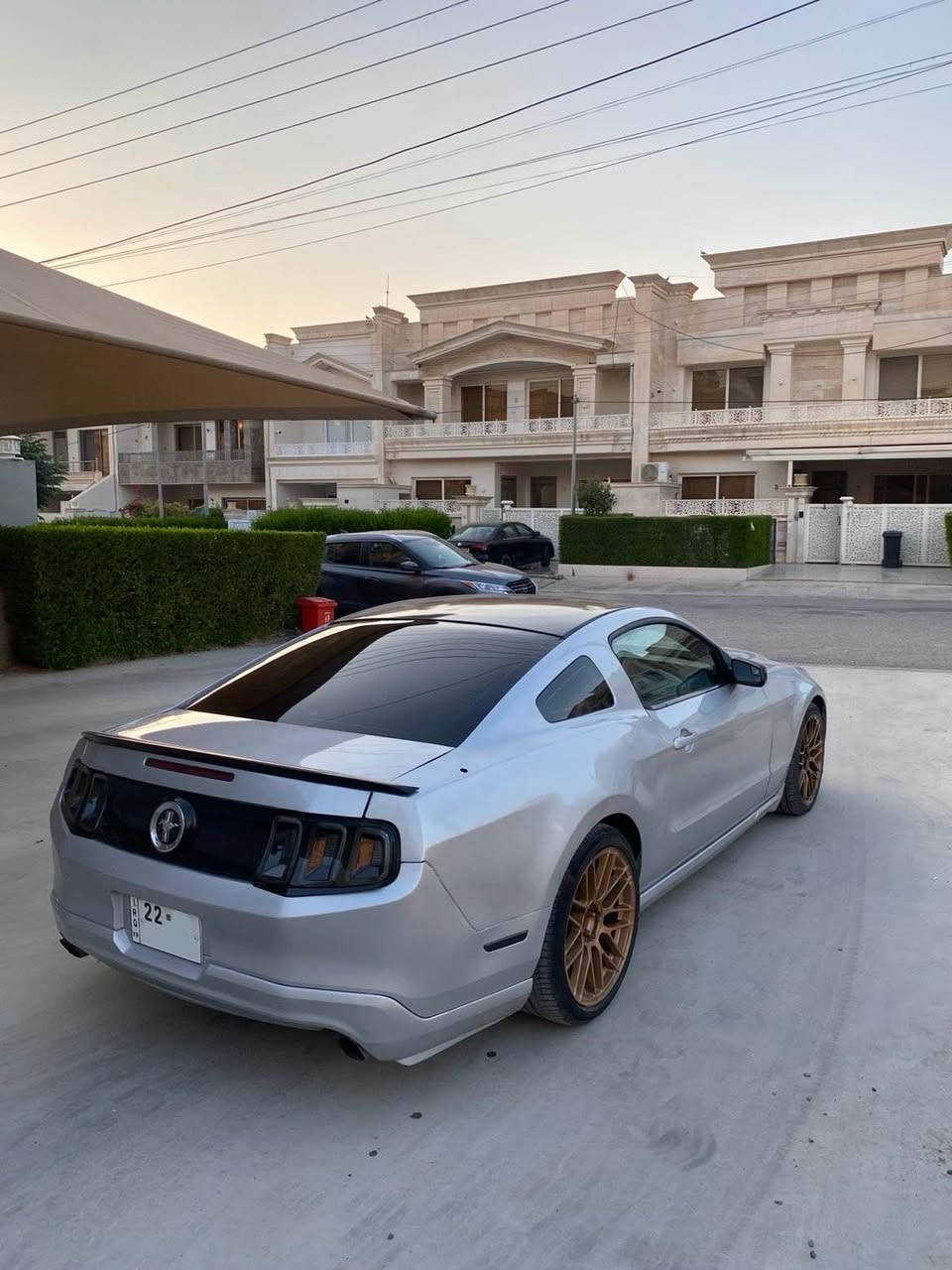 ford muatang 2012 V6                                       بو فروشتن حيزام سبوغة پيش كةپسة سةيارةكة بي مةسروفة گيرو مةچينةو تةبريد تةقةو رةقةو بةناوكردن غةرامة هةمووي بةشةرتة ٢ وةرةقة غرامة لةسةرة شوين هةولير ژ.م *********** أربيل, العراق
