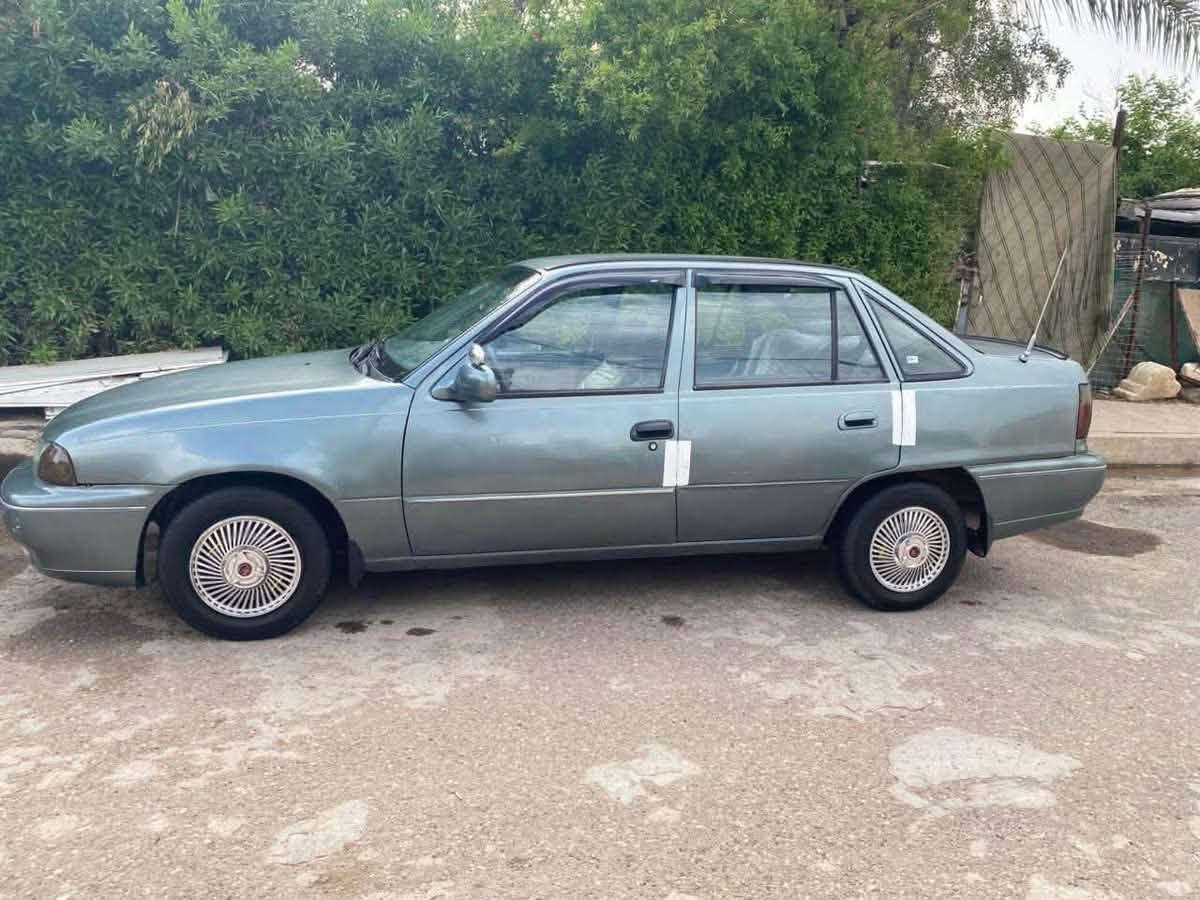 دايو سلو  كير اوتوماتيك موديل 95 شرط النظافه تخم تاير جديد  كير ومحرك شرط باتري جديد +مسجل بلوتوث اواكس اربع سماعات جدد تخم تاير جدد تبريد عوز غاز
رقم بغداد تحويل ثاني يوم سعر ٣٠ و مجال بسيط "مكاني تكريت 
 الشراي يتصل على الرقم ***********
