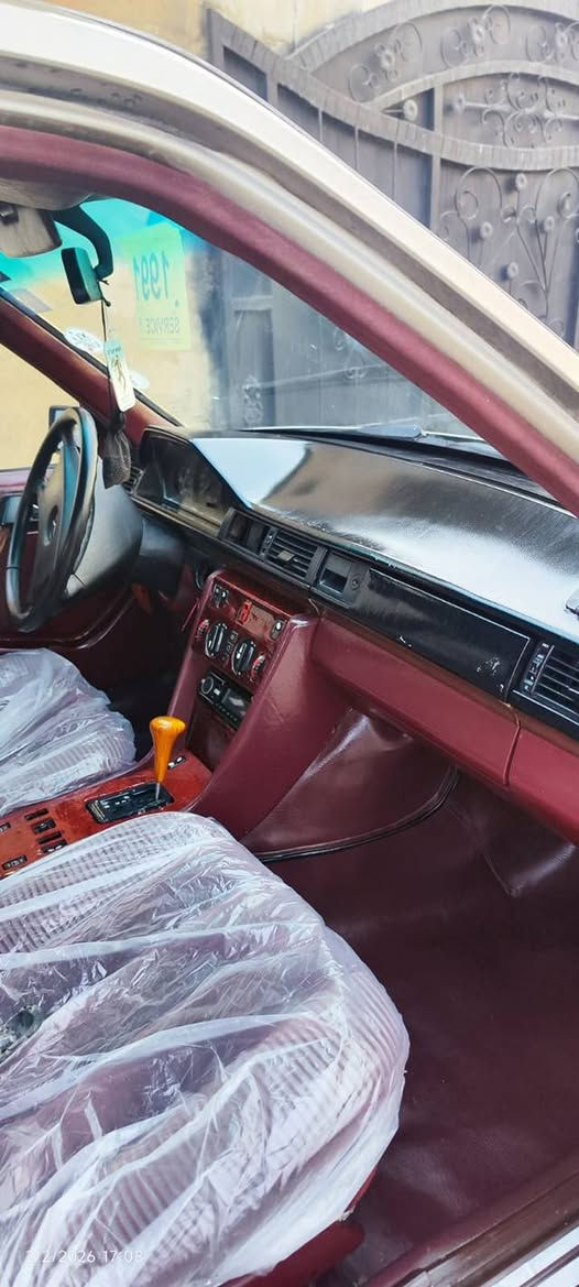 للبيع مارسدس دب موديل 1990 كير محرك شرط 3000 ديلكو سياره حلوه جاهزه من كل نواحي صدر  تايرات كهربايت شرط سياره بدون ضربه قويه صبغ عام جماليه سياره مآل بيت رقم كركوك مشروع وطني دفتر بانزين بي مكان كركوك خابر عل رقم سعر 45 بي مجال بسيط ***********
