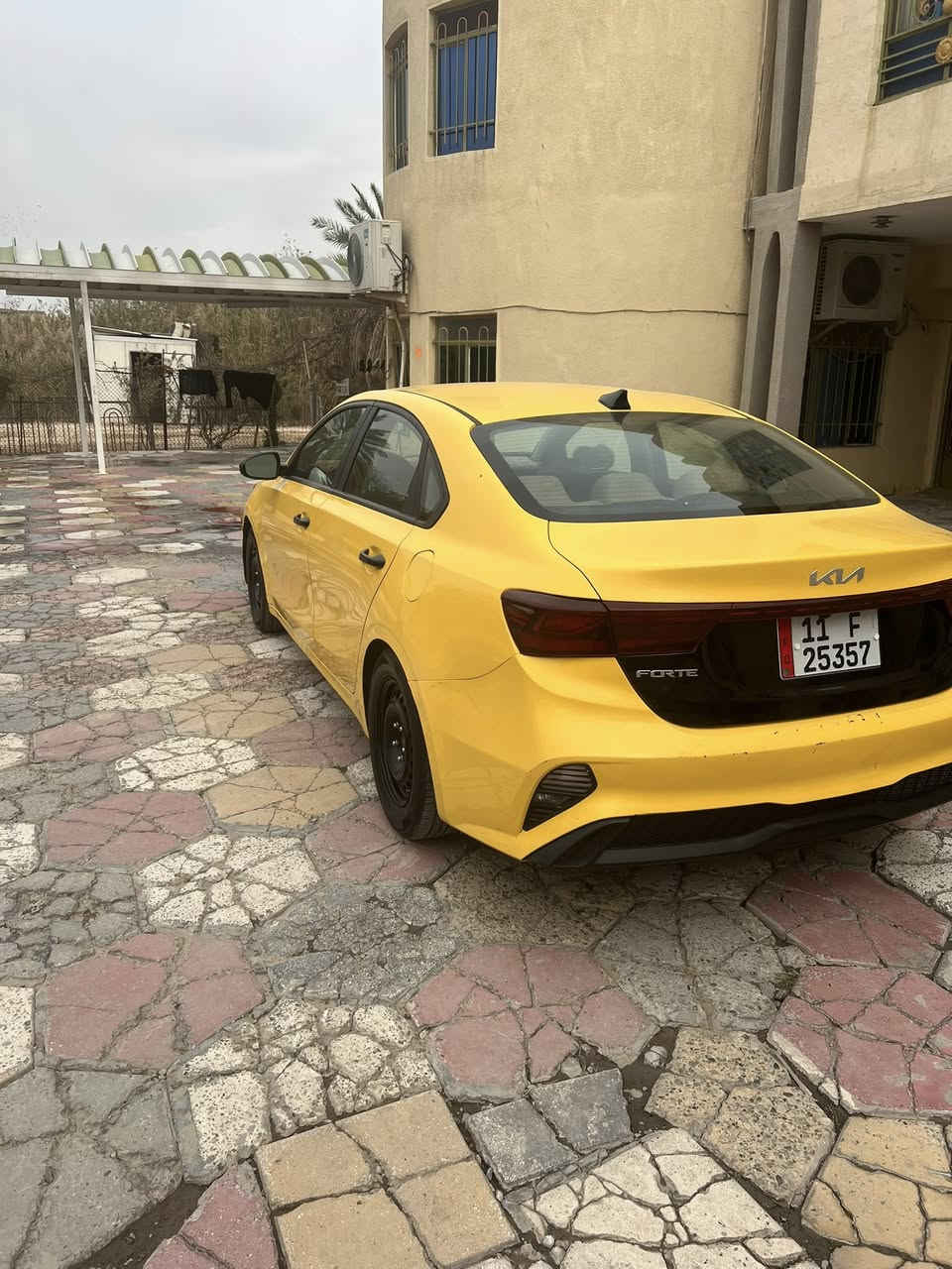 يا الله سلام عليكم فورتي مديل ٢٠٢٢موصفات نص فول السياره الله شاهد ما مصعد بيه عبري سعرهه ١٣٥وبيهه مجال بيهه منضومه غاز ومدوشمه عام تخم تاير جواهه باتر جديد يعني السياره جاهز كبل للشارع كيرهه سيفيتي مكانهه بغداد بسمي الساره تحول ثاني يوم***********السياره ماشيه ٧٠مايل
