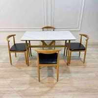 ميز طعام • ٤ كراسي • رخام مزجج