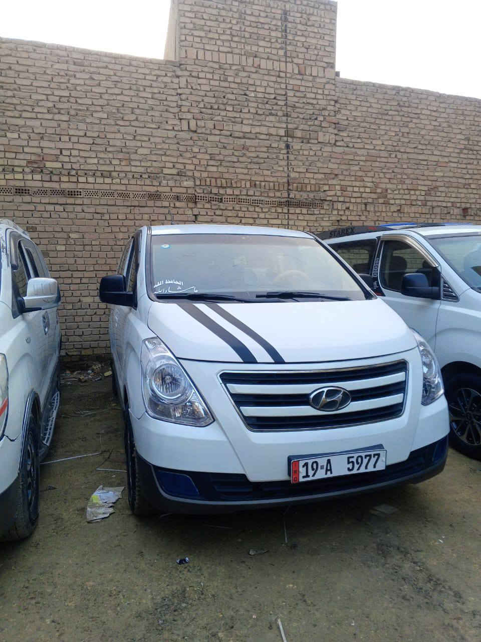 السلام عليكم شباب عندي انواع موديلات الستاركسات من موديل 16 وانت نازل مسكر ومفتوح   ***********
