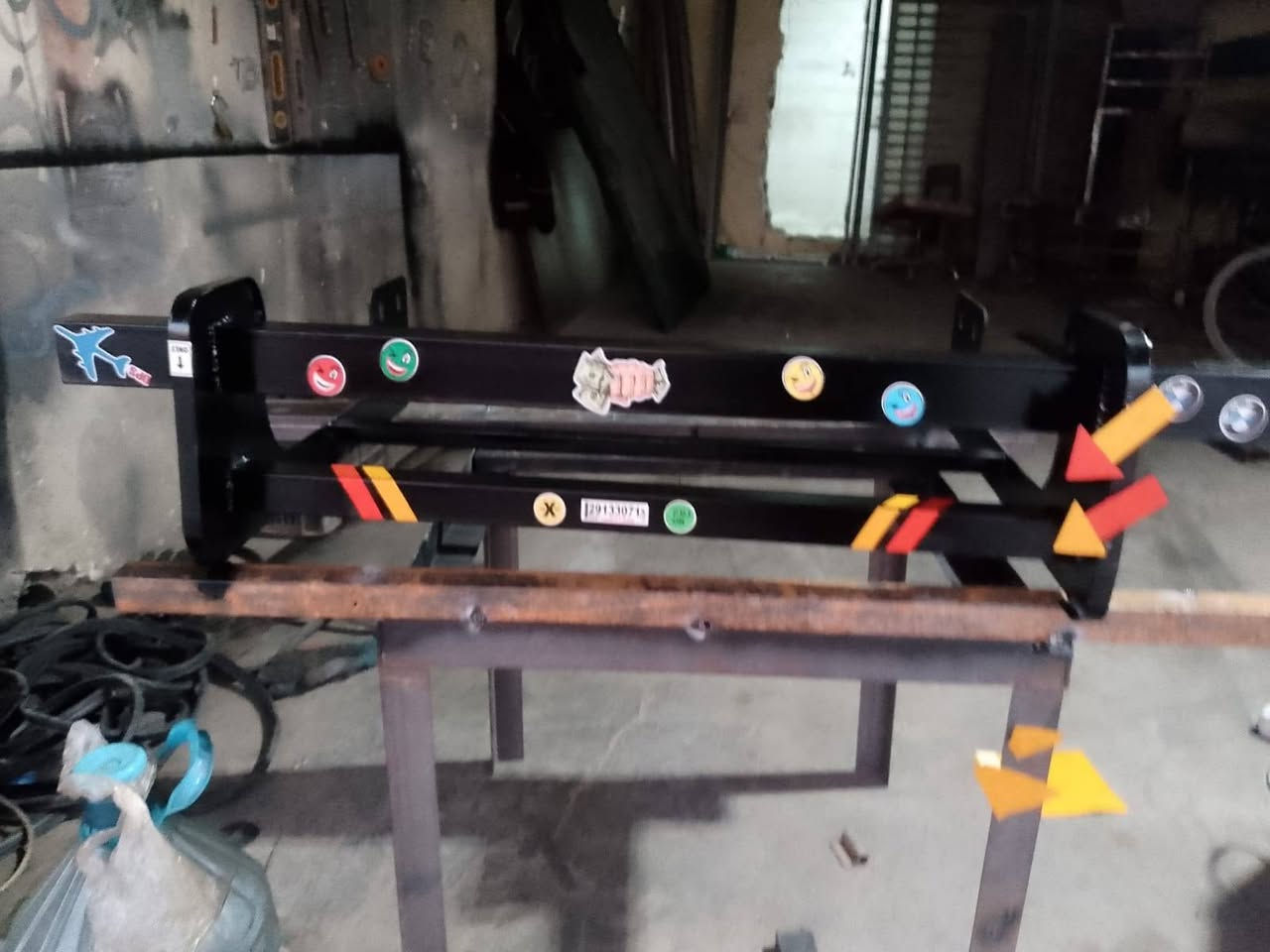 تفصال حسب طلب سعر ٤٠ الف 
كركوك عمل شعبي 
***********
