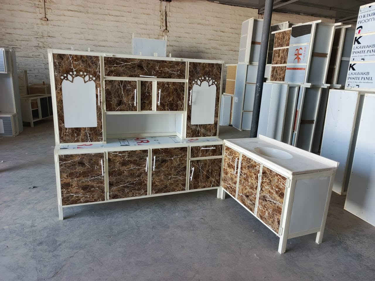 مطبخك يحتاج تجديد؟ وفرنا لك كاونتر بمواصفات "تخبل"! 🏠✨
كاونتر بمساحة واسعة وتصميم عصري يخلي مطبخك قطعة فنية.
تفاصيل العرض:
✅ القياس: كاونتر مترين + ملحق مترين (مساحة تخزين ضخمة).
✅ السطح: سنك مرمر قياس 120 سم.
💰 السعر: 325 ألف دينار فقط!
🚚 خدمة التوصيل:
🔹 بغداد، الفلوجة، الكرمة، الصقلاوية، العامرية: مجاناً! 🎁
🔹 بابل، كربلاء: 10 آلاف.
🔹 الرمادي، النجف، الديوانية: 15 ألف.
🔹 واسط، صلاح الدين، بعقوبة: 25 ألف.
🔹 السماوة، الناصرية، ميسان، البصرة: 35 ألف.
العرض محدود! لا تضيع الفرصة، للطلب والاستفسار اترك تعليق "تم" أو راسلنا على الخاص. 📩


**إذا كنت صاحب هذا الإعلان وتريد حذفه لأي سبب، رجاءا أرسل رسالة إلى الدعم الفني**