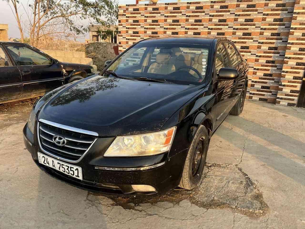 سلام عليكم 
سوناتا للبيع امريكي 
موديل2010
كير ومحرك شرط 
تواير وصدر جدد 
بدون صبغ تبديل جاملق امامي اصلي بدون دواخل
السعر 118 وبيهامجال للطيبين 
الرقم ‭0788 442 6547
