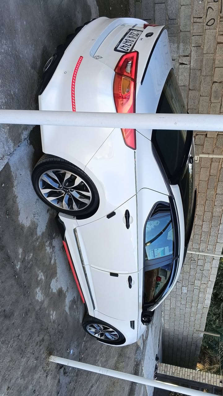 ‏
‏اوبتما  15 خليجي
‏فول مواصفات 1/1 اعلى فئة بالاوبتما 
‏💥رقم اربيل الجديد
‏ 💥فول مواصفات vip سماعات انڨنتي
‏💥بيه جاملغ الامامي جه السايق ضربه خفيفه ومعدل بارد وبنيد مصبوغ
‏💥مكينه 2400 دوش قبل شهر اخذته مال كصه 
‏💥بنوراما
‏💥لايت دوار
‏💥لايت زنون بلادي عالي ناصي زنون
‏💥كشنات تدفئه تبريد
‏ 💥حساسات شركه
‏💥مري شفط
‏💥مانع انزلاق
‏💥سايد بريك بصمه+اوتو هولد
‏💥كشنات كهربائي
‏💥كشن خزن ميموري
‏💥فول تحكم استيرن 
‏💥داخل بيجي ملكي
‏💥لد امامي خلفي 
‏💥بلاجكتور بقلاوه
‏ملاحظه السياره جديده واحلى من الصور ومدوشمه كاعيه+كشنات
‏السعر ب155وبيه مجال
‏
‏‭***********
