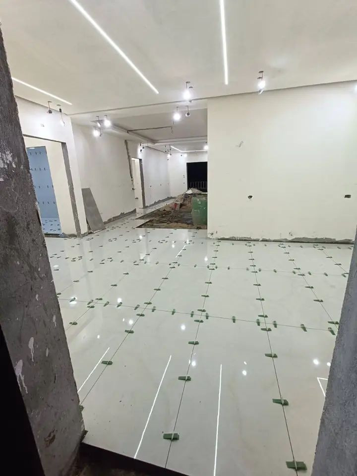 خلفه مصري سراميك وبرسلين والواح ومرمر وكاشي وبيات تسليم مهندسين درجه اولي تلفون وواتس ***********
