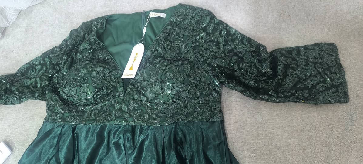 فستان جديدة تخبل قياس خاص 4xl
سعر 55الف يفيد لكل المناسبات قماش بارد


**إذا كنت صاحب هذا الإعلان وتريد حذفه لأي سبب، رجاءا أرسل رسالة إلى الدعم الفني**