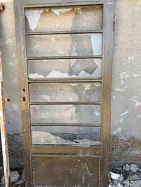 باب وربعيه وشباك وباب بدون جرجوبه الباب الثاني  للبيع الشراي يتصل مناس...