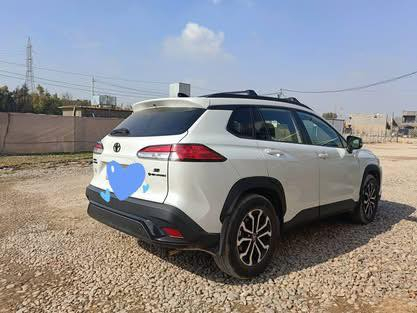 كورلا كروز هايبرد 2025 وارد امريكي 
رقم بغداد 
بصمه تشغيل عن بعد +بصمه ابواب
رادارات 360 درجة 
نقاط عمياء بالمري + اشتري بالمري
قيادة شبه ذاتية 
السيارة ماشية 10.000 كيلو 
شاشه كبيره +كامره دواره
سايد بريك بصمه + هولد 
شاحنة هاتف لاسلكي
تحكم ستيرن
قطعتين تبريد
ثلاث انظمه قياده 
ويل كب كروم 17 انج
الظرر  تبديل بنيد فقط شرط بدون دواخل 
بدون ايرباك
للاستفسار الاتصال على الرقم ***********
السعر  185$
