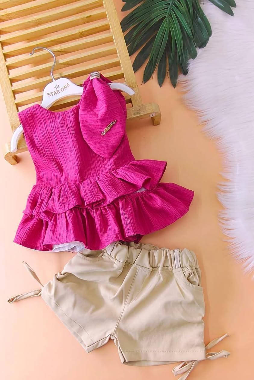 طقم بناتي بيبي ماركة 
قياس ٦شهر ل سنتين
جملة فقط...


**إذا كنت صاحب هذا الإعلان وتريد حذفه لأي سبب، رجاءا أرسل رسالة إلى الدعم الفني**