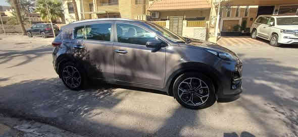 السلام عليكم
كيا سبورتج ٢٠٢٠ خليجي 
 جي تي لاين للبيع 
مواصفات فول ١/١ مكينه ٢٤٠٠ 
اكييد الكل يعرف الجي تي لان شلونها
بدون حادث  مواصفات
بانوراما 
تحكم استيرن 
مري شفط 
حساس امامي خلفي 
شاشة كبيرو شاشة اعطال كامرة 
هاند بريك كهرباء 
صندوق كهرباء 
كشنات جلد 
السيارة خير من الله مكينه وكير وصدر 
ماشية ١١٣ وقابله للزيادة مكاني بغداد شارع فلسطين السعر ٢٠٥٠٠$ وبيها مجال للشراي 
للاستفسار ***********
