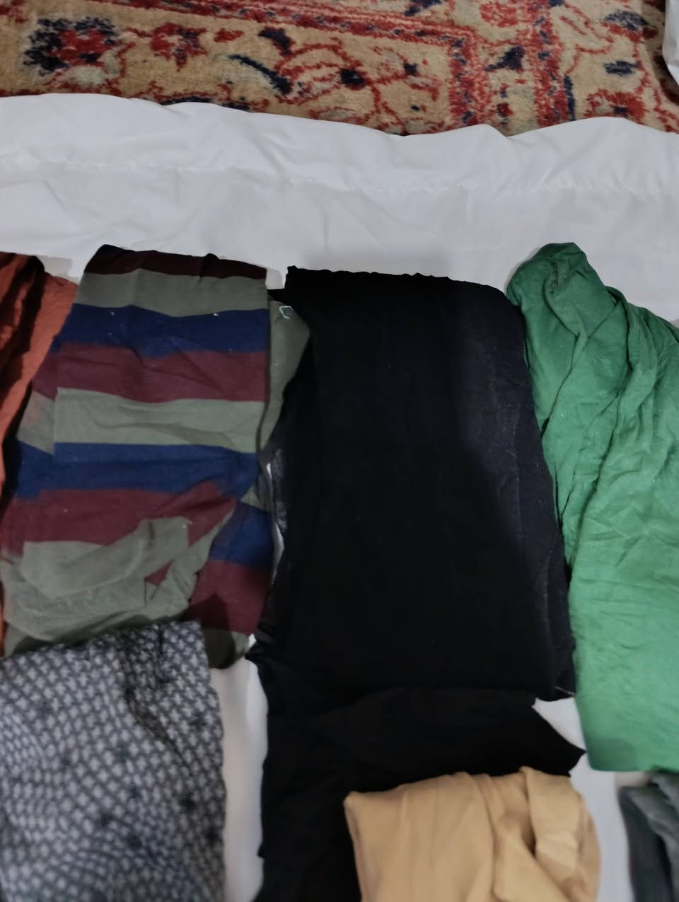 صباح الخير بنات فتح اليوم كالونات وستريجات وجواريب بالباكيت وكالون أيضا اطفال بناتي نسائي لقطعه ١٠٠٠ دينار اللي تريد تحجز خاص ***********  او واتساب فقط القياس ينذكر واشوفكم الموديلات وموجود كل ألوان
