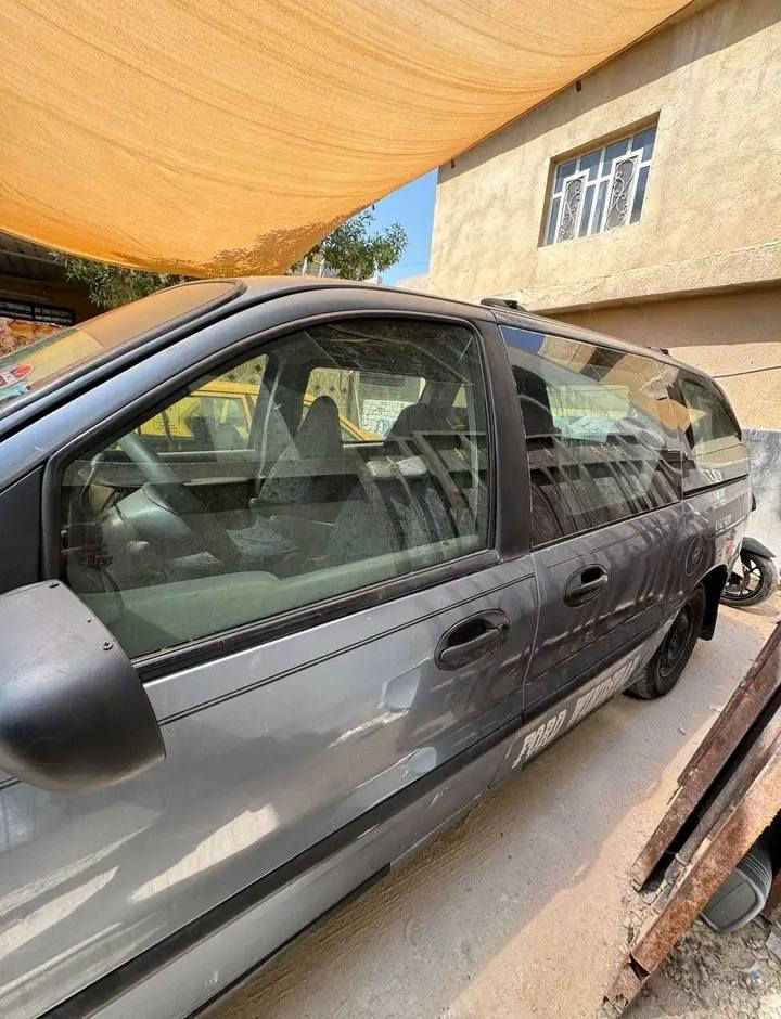 السلام عليكم سياره فورد وند ستار ٧راكب موديل ٢٠٠٠ رقم بغداد انكليزي نظيفه تبريد شغال محرك كايم بس يشتغل وتمشي مابي شي
السعر 50 وبيها مجال 
*********** واتساب واتصال
