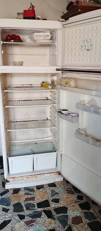 ثلاجه وبراد البيع جديد البراد 07750390342