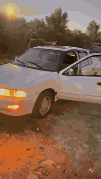 السلام عليكم شباب 
سياره سيفه اللبيع موديل 96سياره رقم بابل جاهزه الآخير 
تايرات جدد ماعده واحد بيهن تعبان يعني مو تخم 
بيها خياسات بس بل دوسه ومكان السبير هم بي خياس 
مكينه بيها بخار اول ماشتغل
كير كفاله تراي خير من الله 
سياره مال جناي 
ويرادله مشط مشطها تعبان
سنويه صاقطه تحويل مباشر 

الاستفسار اتصال 
***********
