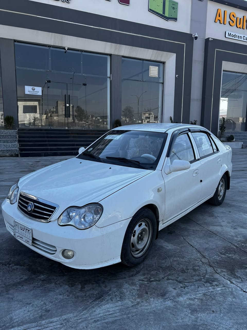 السلام عليكم
سي كي 2012 للبيع
فقط نقد بدون مراوس
بدون صبغ
كابون بانزين ورقي 
ماشية 107
سنوية منتهية
طخم جديد 
تايرات جدد
مكينة كورلا شرط كير شرط
السعر 50 وبيها مجال جداً بسيط
السيارة مصروف عليها خير من الله
مكانها موصل الايسر
للتواصل
***********
***********
