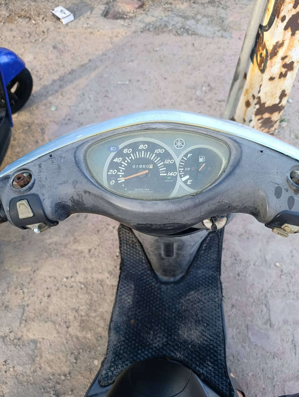 السلام عليكم للبيع بريز مكينه برغي ممفتوح بيه بلاد بلاد بلاد شلعه ومعدل ونعومه دراجه تخبل نقصه باتري
كفرات اصليه كيلو متر وكيج بانزين شغال بريكات شغاله مكاني بغداد حي العامل سعر450بيه مجال ***********
