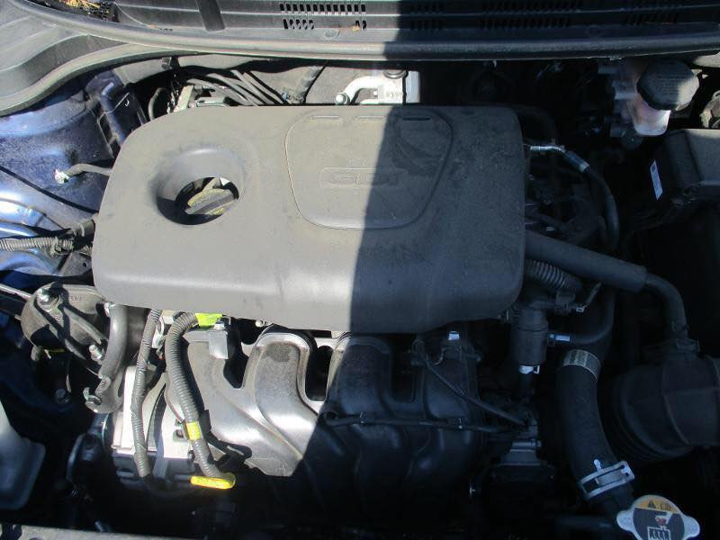 سلام عليكم كيا ريو موديل ١٨ حادث اعمال تخريب بالمريكا لا شاصي ولا ايرباك بجم كبس دواخل نضيفه صبغ احزام بيها بدون قماره الموصفات فئه S
تحكم ستيرن مانع انزلاغ كامره دواره انضمه قياده عادي وسبورت اوتو منافث شحن كروس مثبت سرعه كير محرك برغي ممفتوح بيهن باتري جديد صدر جديد السعر ١٠٣ وبيها مجال رقم العاتف *********** السياره شماليه باسمي
