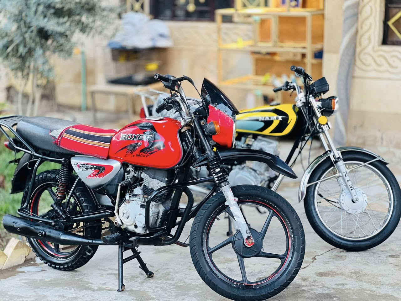 وفر لدينه اولاً:نامه امتياز شبه اصلي موديل 25دراجه مكفوله كفاله عامه من الشخط ماشيه شي قليل اقل الشهر يعني ما متعوبه جانت مضمومه الدراجه لون ليموني الماشي بل سوك سعره 750وبيه مجال الإعزاز وتدللون

وتوفرت يمنه بوكسر باجاج جبلي الأصلي وليس الصيني دراجه لا تبخير ولا تنقيص توه مجفته جاهزه على آخر حبايه موديله  18وسعر احله من كلشي 850وبيه مجال العزاز  عليه بكاني ناصريه قلعه سكر منطقه اعكيل لاستفسار اكثر :***********
