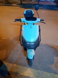 ا السلام عليكم دراجة شحن 7 بطاريات  تنقصه فقط بطاريات السعر 300  رقم ا...