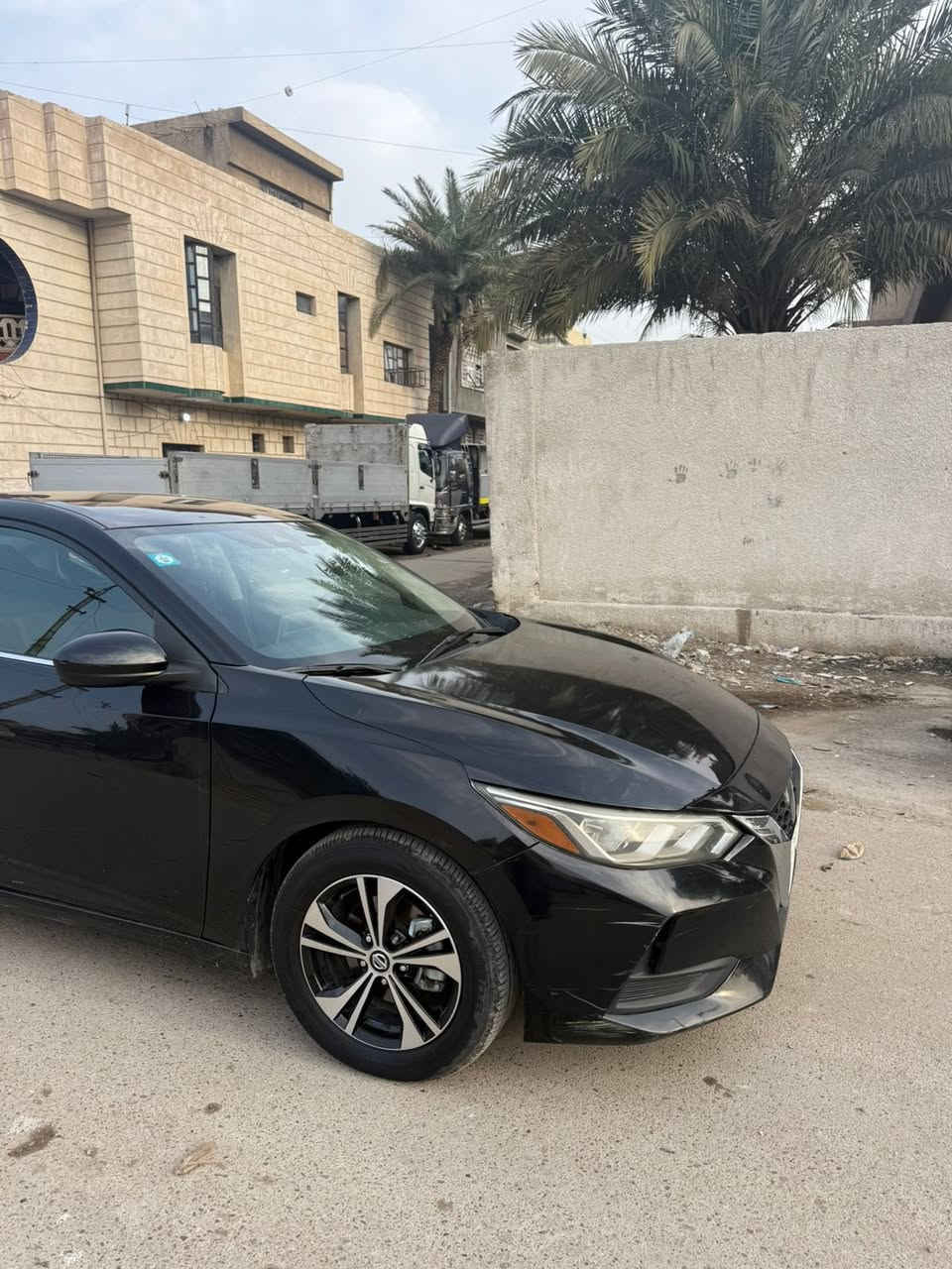 نيسان سنترا ٢٠٢٢
محرك ٢٠٠٠
 ماشية ٣٢ الف  
ضربة السيارة من امريكا مثل ما موضحة بالصور
جهة عكس السايق بيهة رواج اثر كردة بسيارة اخرى لكن بدون بارد ولا صبغ ولا ايشي 
عنوان السيارة بغداد 
*********** 
السعر ١٣٥
