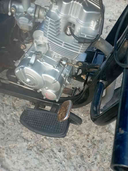 سلام عليكم ستوته للبيع مديل 2023 اوراق اصولي وكيله براهيم كرماشه مكفوله كفاله عامه جديده الستوته السعر 2350 وبيه مجال اليريده يتصل ***********مكاني نجف مشخاب
