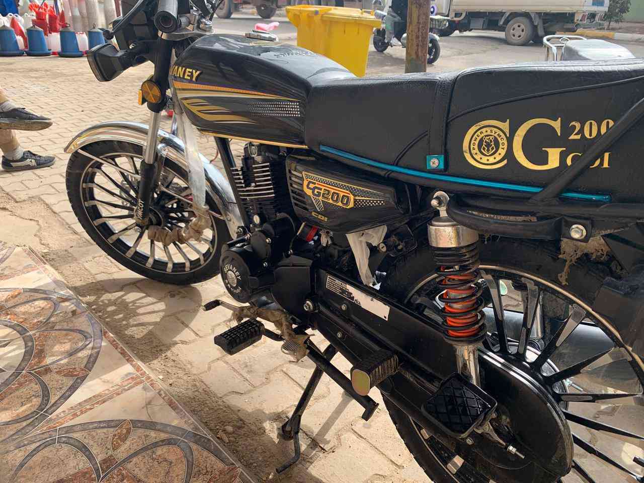 السلام عليكم
ماطور سافين موديل 25 ماطور جديد بعدو على وضع الشركه ماشي 800 كيلو فقط سعر 775 وبي مجال للطيبين موجود خاص وهذا رقمي ***********
