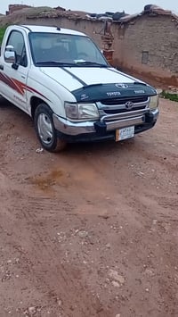 بيكم  ٢٠٠٤ صبوق عام  محرك بدايه  صرف شاصي  وكير شرط  صاحبها يريد تحويل...