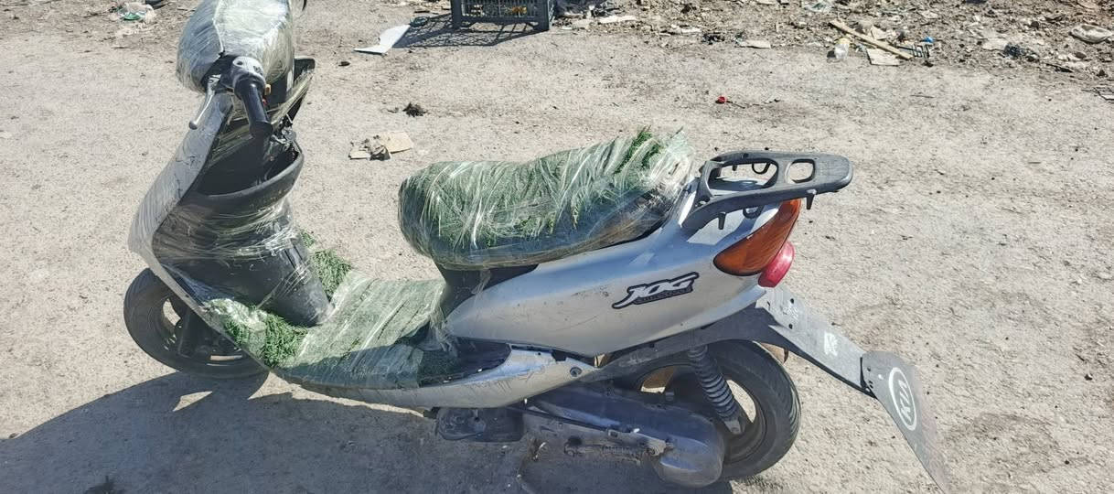 سلام عليكم 
 دراجه عصفوريه للبيع دراجه بيها (التاير بيه ملعب ولكابريته بيها خمده وجوزه عاطله) فقط دراجه المحرك مامفتوح نكره والله من الصبح نص نكره تشتقل محركها يخبل رايدها ب«150»وبيها مجال مكاني الشعله  /***********موجود واتساب
                                                •••••
