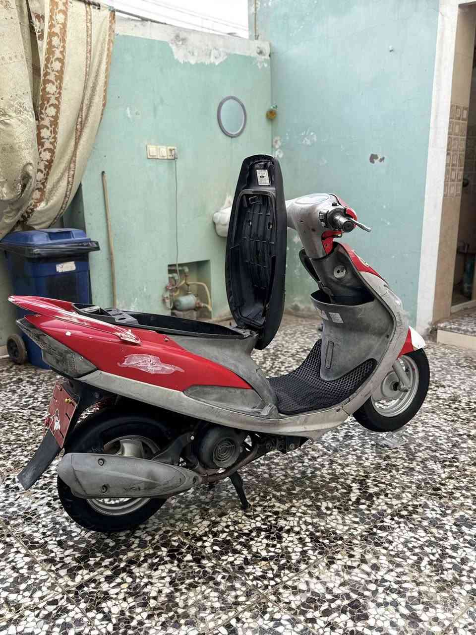 السلام عليكم
ماكس منغولي لون مميز للبيع فقط 

الدراجه مفتوحه ولفات فقط بوشه49

نكره سلف بكل وقت بيه سلف 55اصلي 

بيه كلج امامي اصلي بلاد 

بس يرادله قايش لان الي بيه تعبان 

اشاير كهربائيات كله شغاله 

مكاني نجف حي المكرمه يم مكتب الرشيد 

رقمي ***********

شباب السعر راسلني خاص وتدلل

الي تفيد بخدمته يراسلني خاص  ولي متعجبه يترك تعليق يناسب اخلاقه +اسف ع الاطاله
