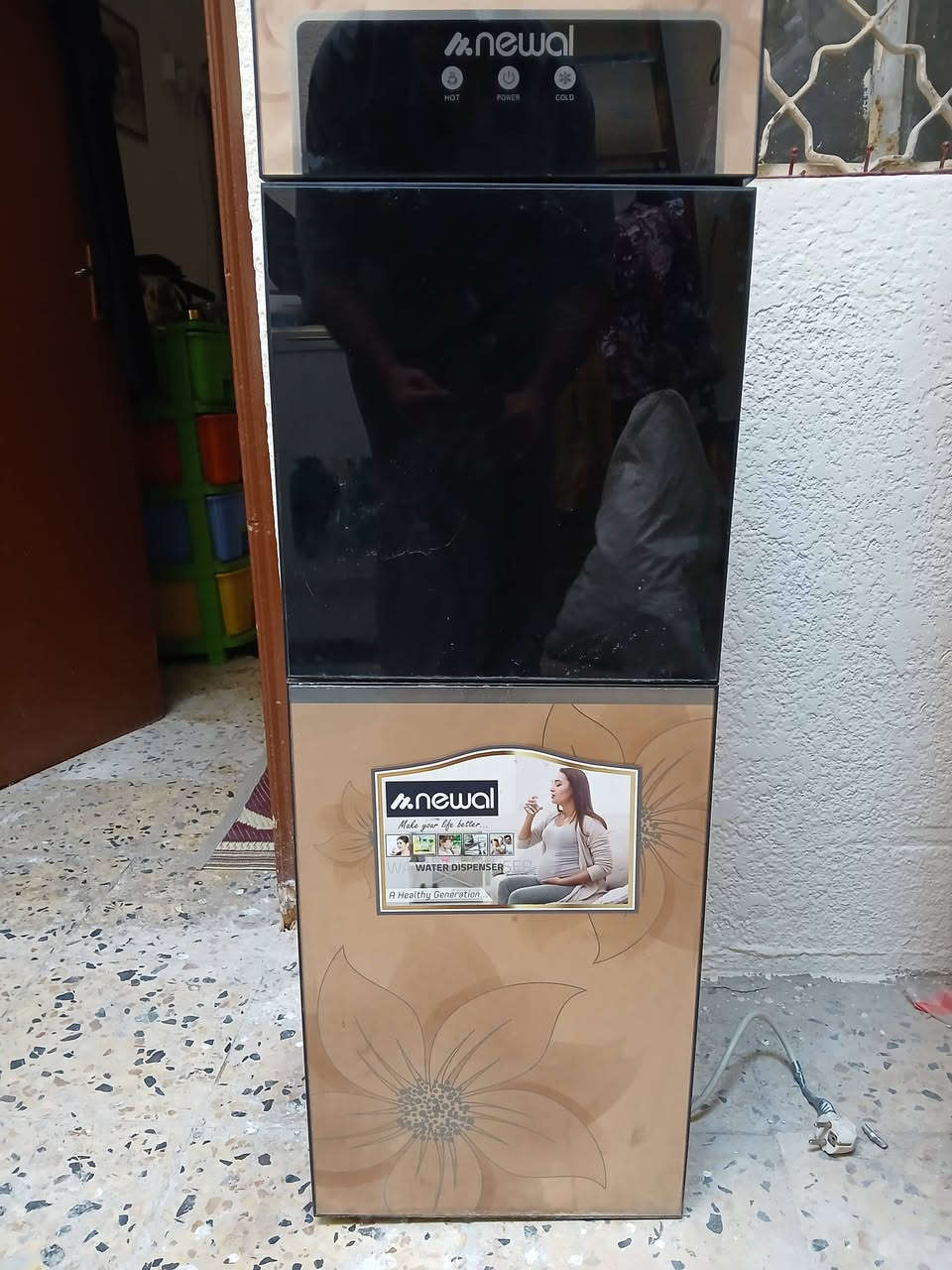 براد اخو الجديد للبيع فقط البارد مايشتغل مااعرفله قيم واخذ
***********
