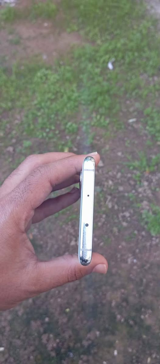 HUAWEI P30 Pro
مواصفاته داخل المنشور بي ضربه بالشاشه ممئثره عليه ابد جهاز نضيف سعر 150وبي مجال بسيط ***********شراي اتصل
