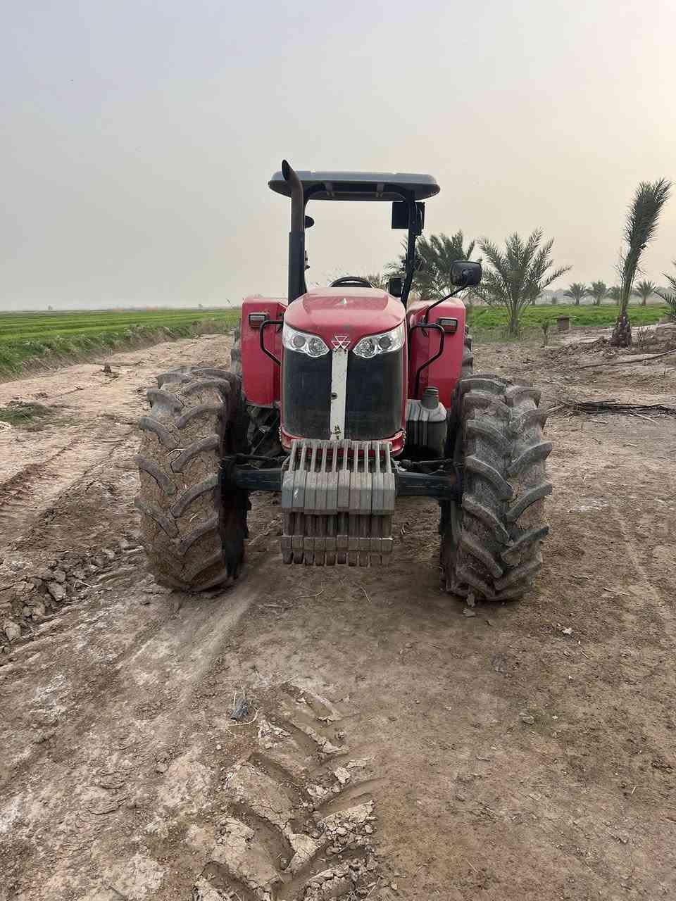 مكينه فوركسن اوربي موديل ٢٠١٥ مككينه كير ومحرك بلادي كفاله رقم وسنويه موجوده لكن بدون تحويل مكانها ديالى بلدروز٢٢ وبيه مجال ***********
