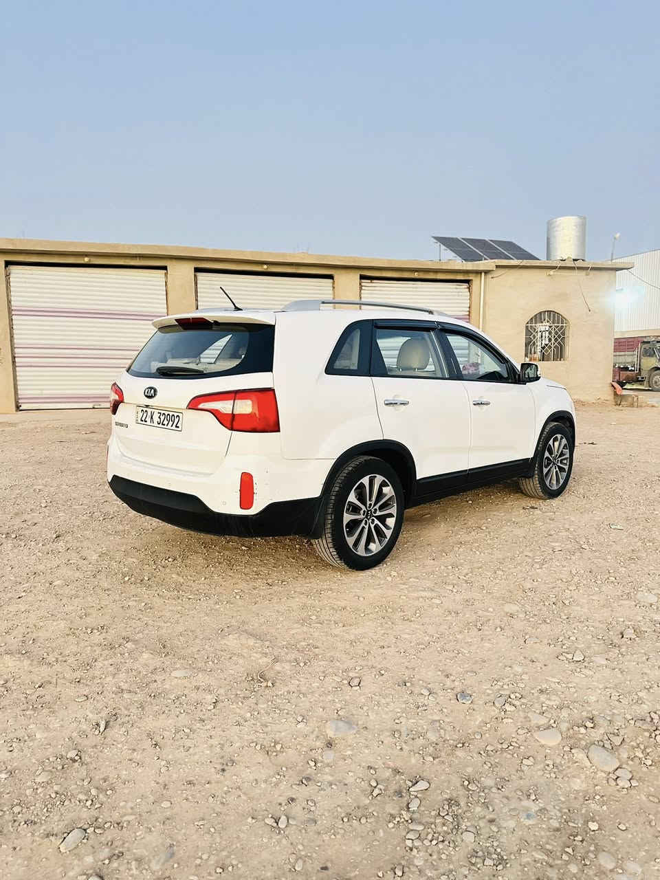 ‏ سورنتو خليجي 2015 مواصفات فول ‏1/1 بدون بانوراما تبريد ثلاث قطع بصمة ودخول ذكي بصمة الأبواب مريء شفط طقم جديد هزة جديدة مثبت سرعة رادار امامي رادار خلفي بدون صبغ بدون تعديل البارد بيها حالوب بوند وسقفيه و جهه السائق قليل محرك 4 لا صرف ولا نفخ ممشى170,000
‏رقم أربيل شرط  التحويل السعر 150بيها مجال قليل للتواصل على الخاص واتساب او اتصال ***********
