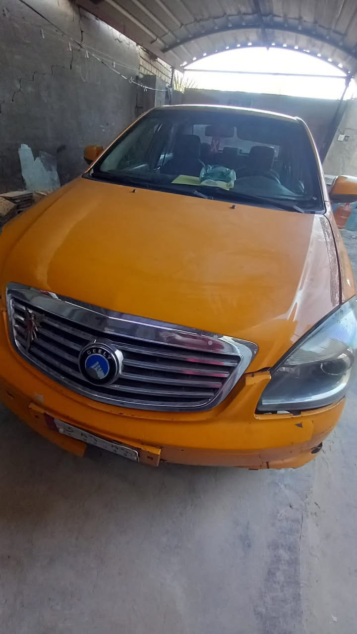 سياره جيلي كير و محرك كورلااوتماتيك موديل 2013 السعر 45 و بيه مجال رقمه بغداد الاتصال عله الرقم ***********
