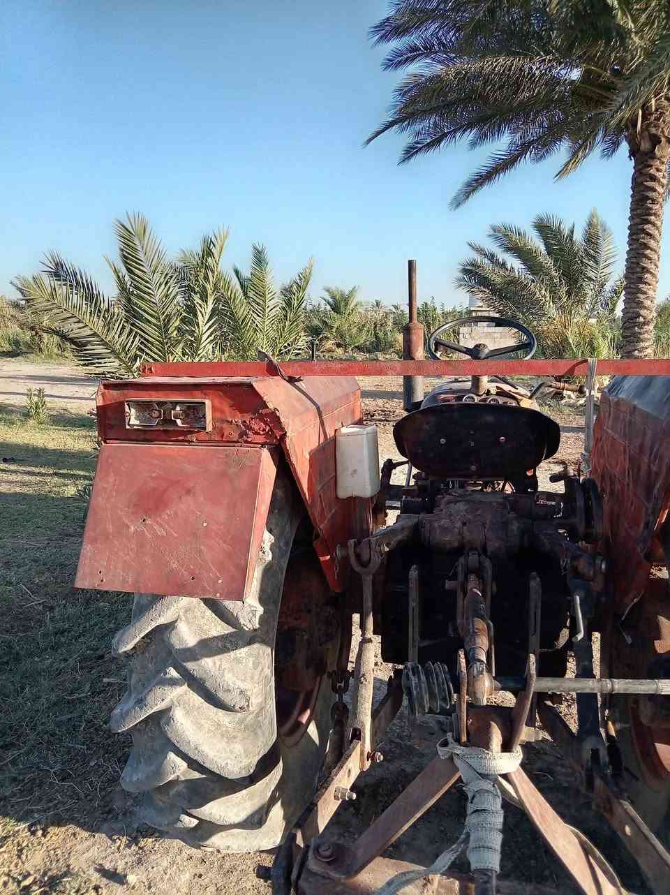 السلام عليكم عنتر للبيع موديل 85 مكينه مقفوله على وضع الشركه المكان بابل الجبله ***********

