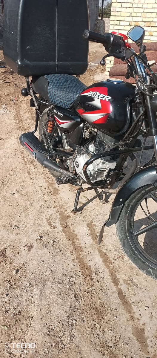 السلام عليكم دراجه بوكسر موديل 2021مكينه مامفتوحه
كهربايات شغاله اوراق اصليه 7
سكني بغداد حي اور سبع قصور 
***********
