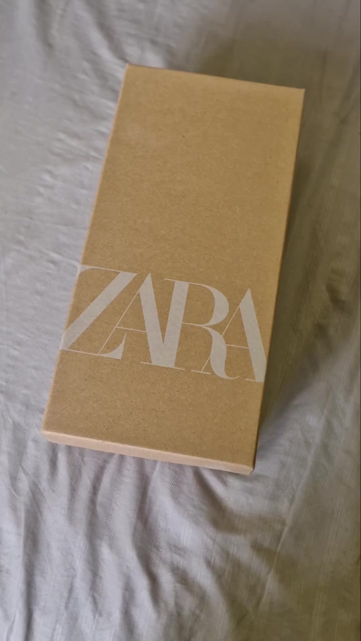 حذاء العيد والخريجات متوفر بجميع القياسات 
للطلب مراسلة الصفحة 
#يوجد_لدينا_خدمة_توصيل_لكافة_أنحاء_العراق #explore #shoes #عيدالأضحى


**إذا كنت صاحب هذا الإعلان وتريد حذفه لأي سبب، رجاءا أرسل رسالة إلى الدعم الفني**