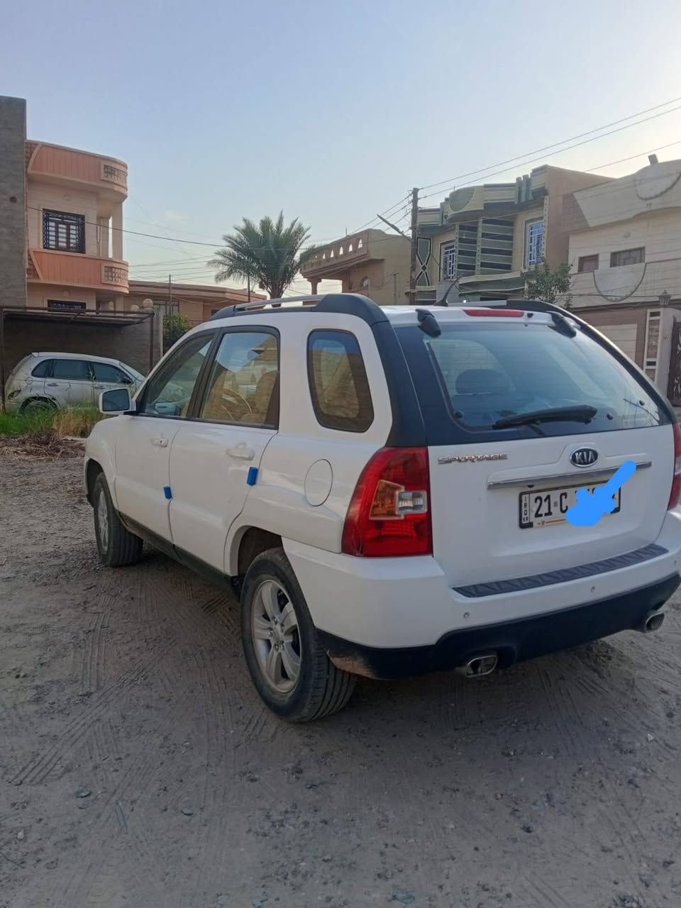السلام عليكم ورحمة الله وبركاته 
كيا سبورتج خليجى 2010 مبدل فيها الأبواب عكس جهة السائق والباقي كفالة عامة( محرك ، گير ، تبريد ، حدادية كلشي بشرط ماشاء اللة مواصفات خاصة ( كشنات جلد بلادى ، تبريد بيانو ، حاسة بلادية وسويج ريمونت )
تعال إفحص وأخذ أنا أبيعك فحم × فحم  .
 علما رقمها مبدل جديد دولي مع سنوية وهزة إلى 2030  . رقم سليمانية 21 . 
 مكان السيارة بغداد / الأعظمية ، السعر 132$ وفيها مجال بسيط 
***********
أبو محمد
