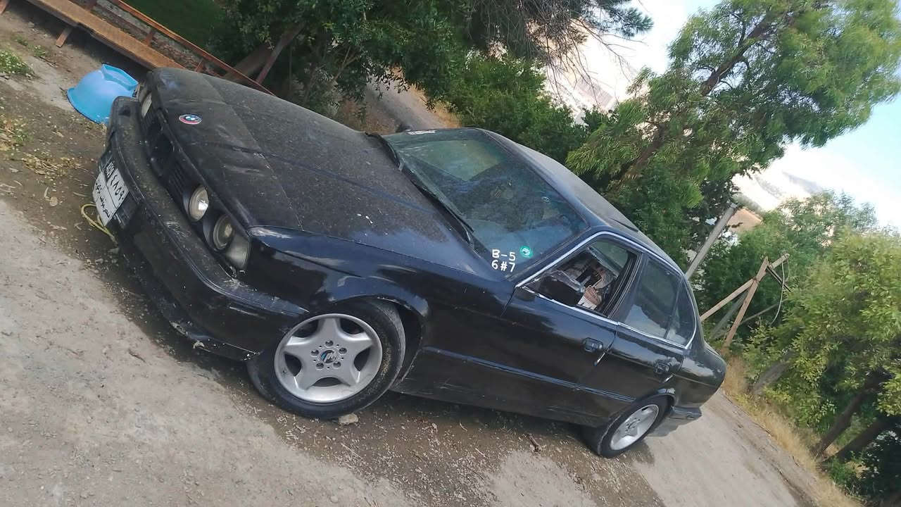 بۆ فرۆشتن مۆدێل٩٤ گێڕعادی٥٣٥ كێ ویستی له‌ خزمه‌تیام 18گه‌ڵا خاترێكی برایانه‌شی تیایه‌


**إذا كنت صاحب هذا الإعلان وتريد حذفه لأي سبب، رجاءا أرسل رسالة إلى الدعم الفني**