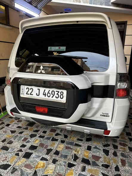 السلام عليكم باجيرو للبيع خليجي 2016 
حلوه بشكل وحله من صور فقط صبغ الي مشر عليهم  شرط بدون دواخل  مكينه 3500 مكفوله مع الكير تحويل اي وقت الي يعجبك عنواني بغداد 
*********** 
*********** 
تحياتي
