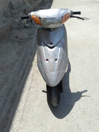 دراجه عصفوريه سرعه 60 تشتغل هندر مكينه نضيفه ناعمه لايت امامي شغال بك ...