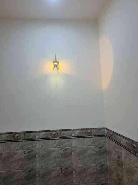 اقصااااد بمقدمه 15 مليون
100 متر طابق اونص السعر الكلي 43 وبيه مجال 
مقدمه 15 والباقي شهر 500 الف
العنوان مقابيل جسر الشهداء الجديد قرب اسواق تلعفر 
الاستفسار اتصال ***********
