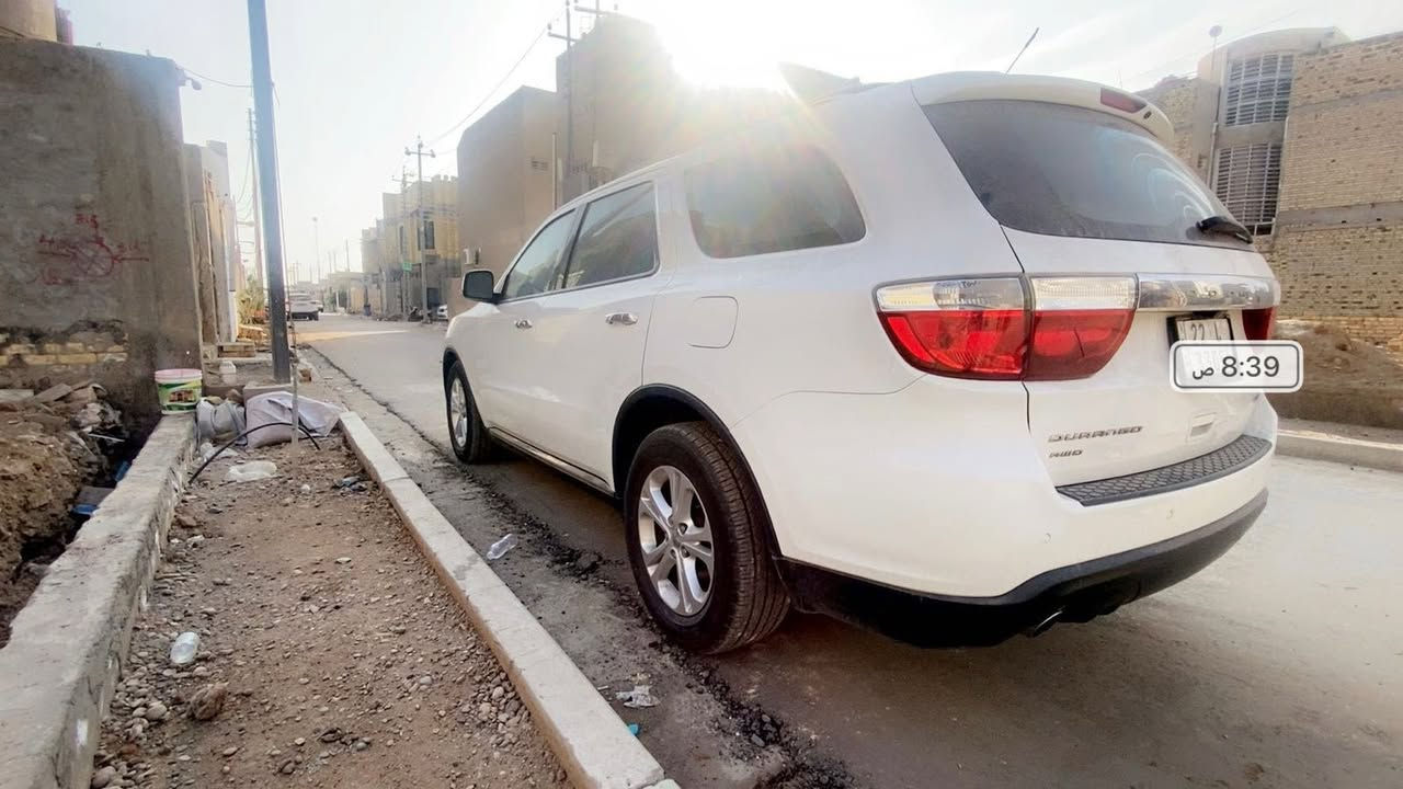 السلام عليكم 
دورنكو ٢٠١٣ خليجيه  متومه اربيل الدولي
كفاله عامه من الكص و الضربه و الصبغ
مكينه هيمي كفاله عامه كير كفاله
حداديه كهربائيات تخم تاير جديد تبريد تدفئه كله كفاله عامه
شاشه كبيره كاميرا حساسات تحكمات 
سياره مواصفاتها معروفه 
سعر  ( ٩٧ ) بيها مجال حك الجيه 
مكان السياره محافظة ميسان
***********
