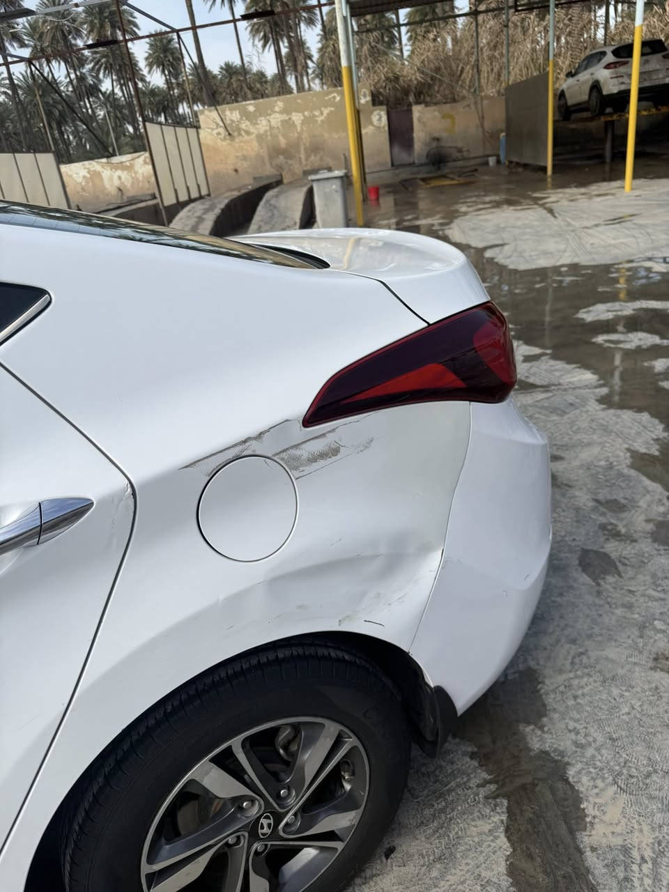 النتره 2016 خليجي فول عدا البصمه بيه جاملغ امامي مال صدر صبغ وجاملغ خلفي ضربه كلش خفيفه ترجع بارد بعده ما مسويه سياره مكينه بلاد لا تبخير ولا تنقيص كير مكفول صدر جديد تخم تاير جديد تخم دسك جديد ادامه كامله للمحرك تخم ابلك وتنضف نوزلات وفيت بم والفلتر مال البانزين كله السياره بسمي سعره 118 وبيه مجال بسيط جدا مكان سياره بغداد الطارميه ***********
