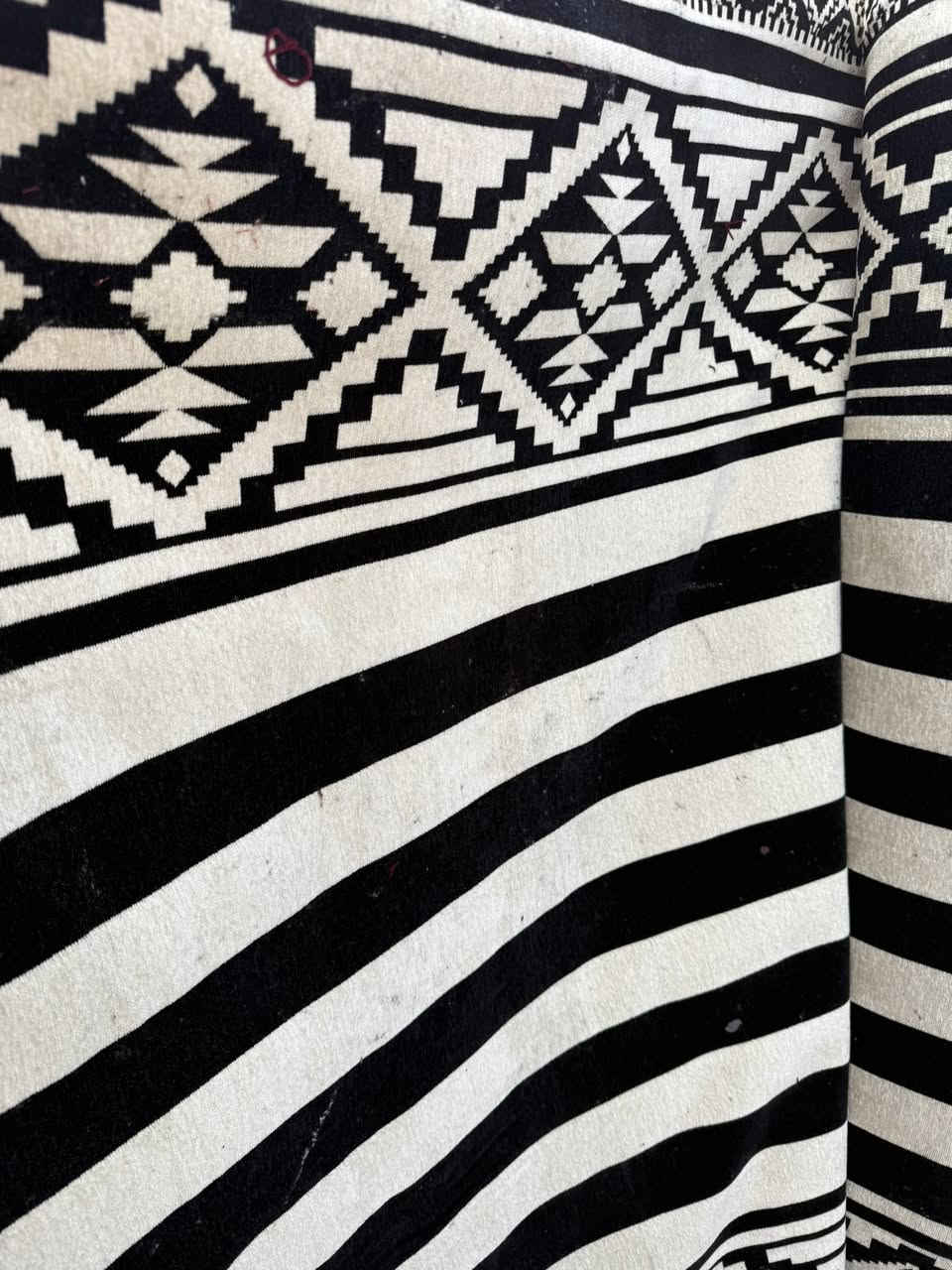 السلام عليكم زبائننا الكرام يتوفر لدينا قماش سدو نوع  ثقيل. عرض 2م.   للجلسات العربية  والمواكب الحسينية
والتكيات

العنوان  النجف الاشرف ….. يوجد توصيل لكافة انحاء المحافظات

للاستفسار الاتصال على الرقم

***********
