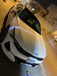 للبيع 2023 K5  خليجي الشركة الدوليه  السياره ماشيه 55 رقم بغداد جديد ب...