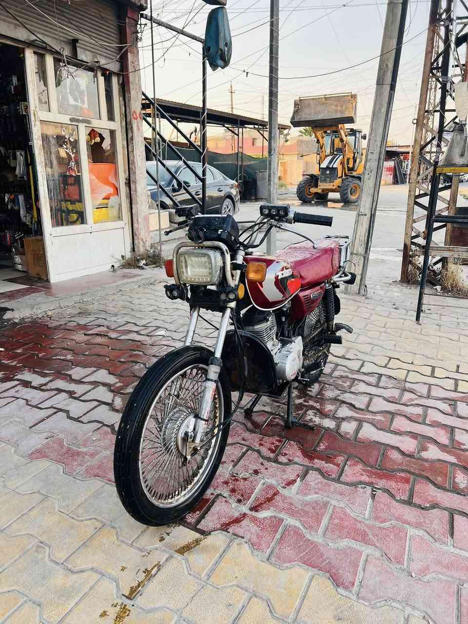 تايكر 2020 صوته دمعه موطورت نضيف عايزو كم شقله السعر 350 وبي مجال رقمي ***********
