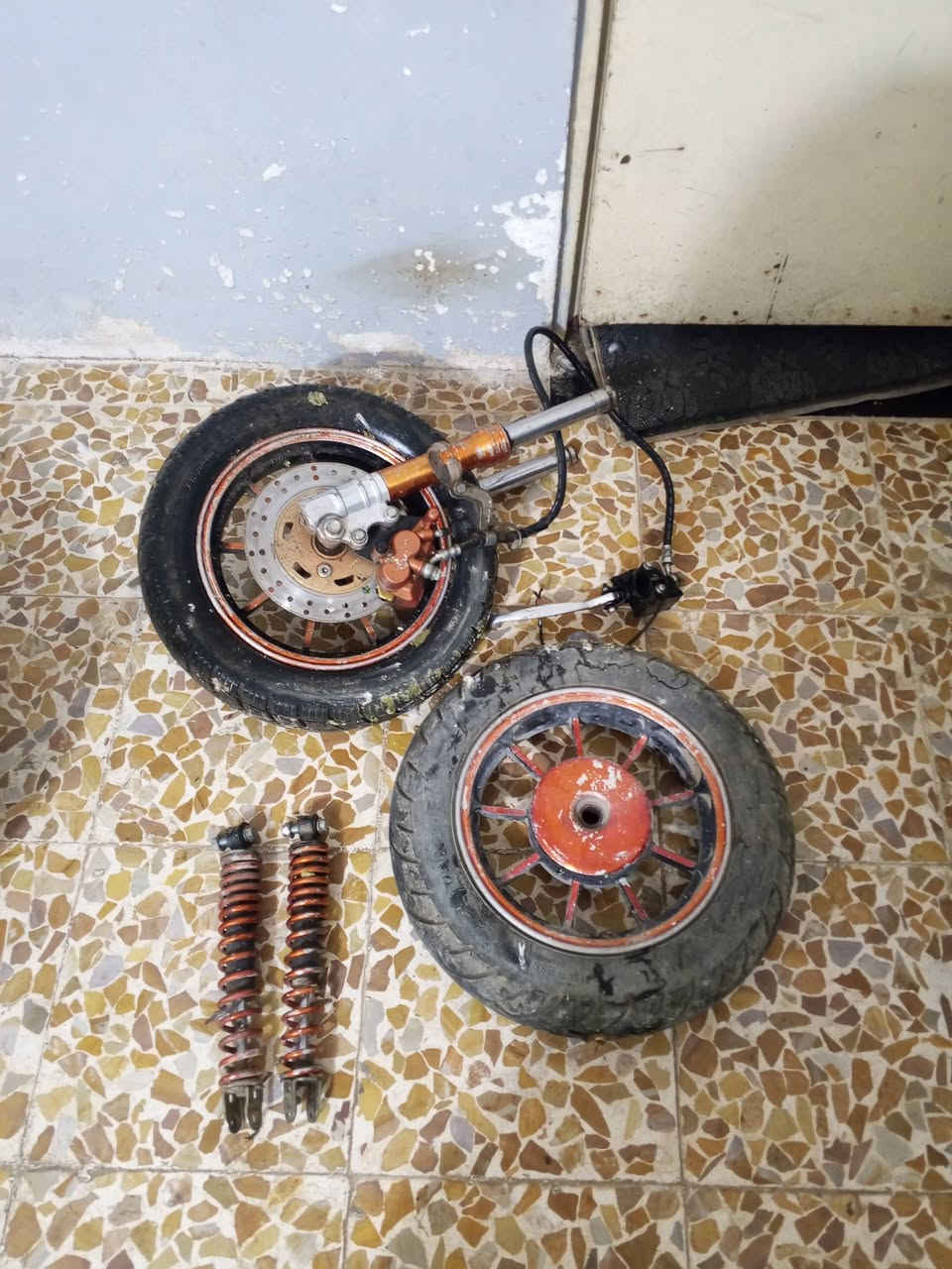 ويالا مالات ماكس للبيع كامل هوا وتايات ودبلات كامل للبيع خاص مفتوح


**إذا كنت صاحب هذا الإعلان وتريد حذفه لأي سبب، رجاءا أرسل رسالة إلى الدعم الفني**